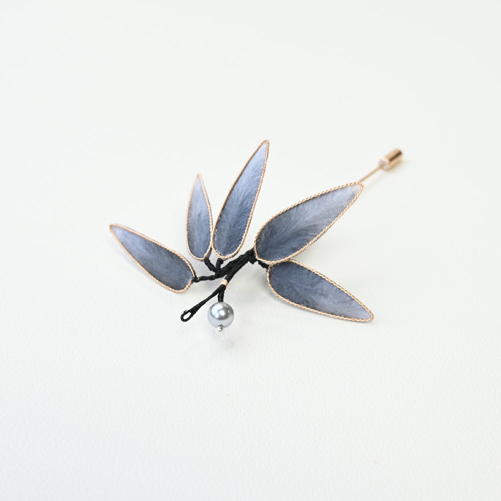Handmade Ronghua- Bamboo Leaf Brooch