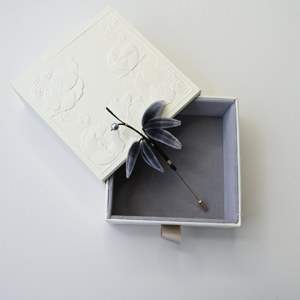 Ronghua DIY Kit--Soft Bamboo Leaf Brooch