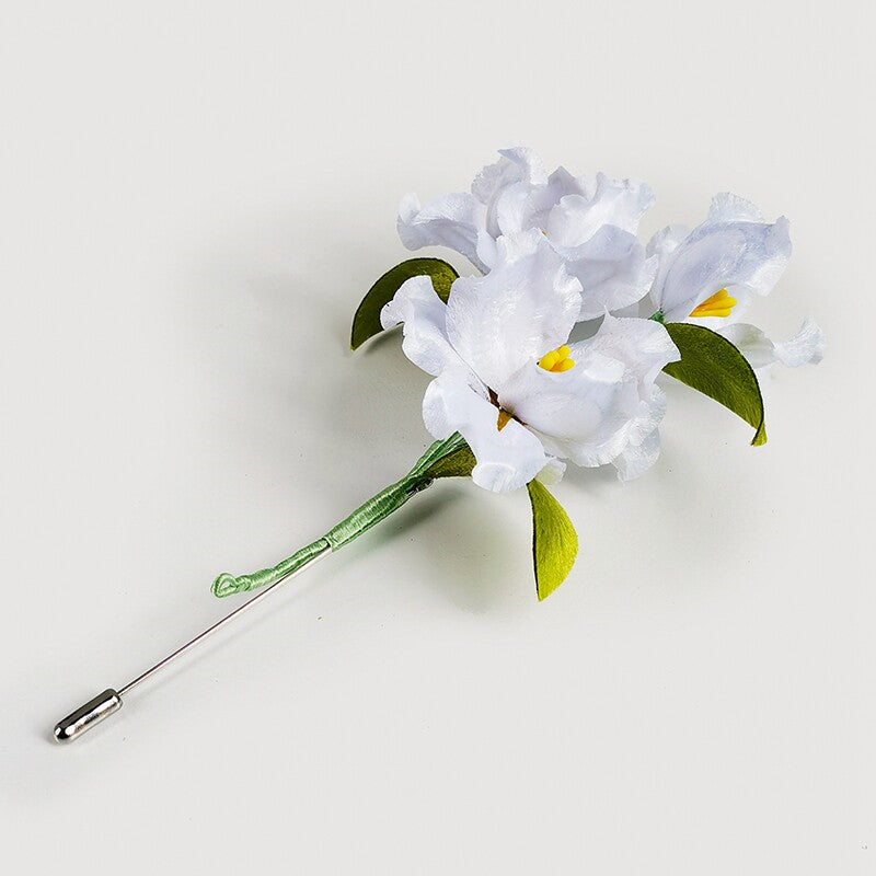 Handmade Ronghua- White Blossom Brooch