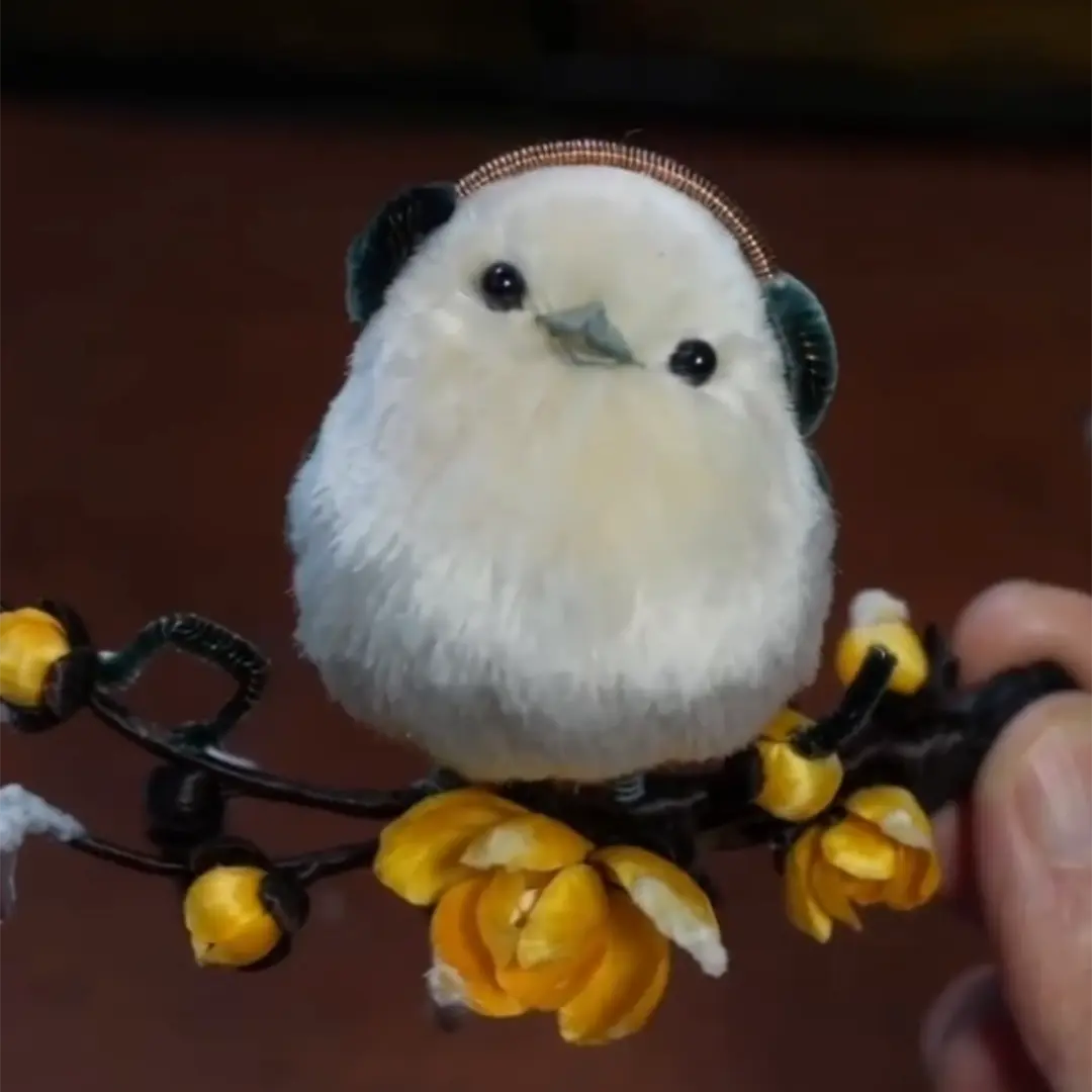 Fluffy Bird Hair Clip
